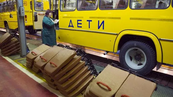 Более 20 новых школьных автобусов запустят в МО с 1 сентября