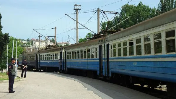 МЧС выясняет причину задымления в электричке в Шатурском районе