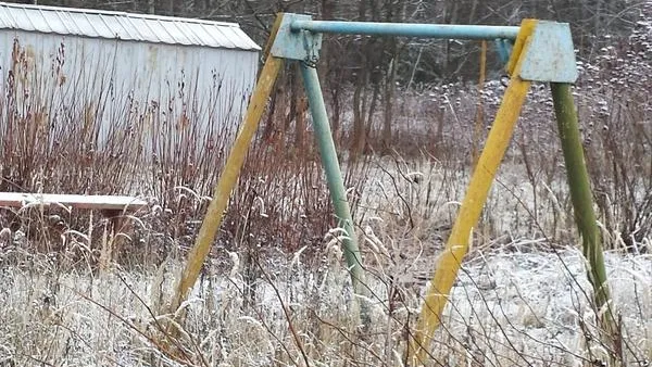 Новую детскую площадку установят в Оболенске взамен ветхой