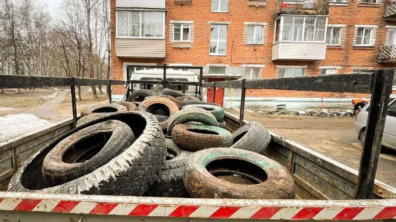 «Шинное благоустройство» утилизируют в Дмитровском округе