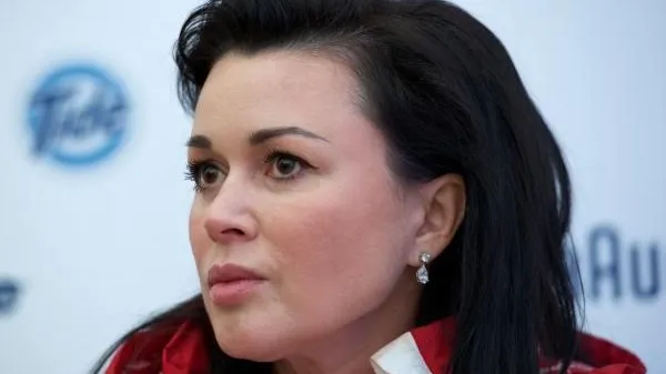 Популярный блогер нашла странности в истории вокруг болезни Заворотнюк