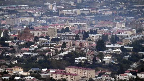 Более тысячи человек въехали в Армению из Нагорного Карабаха