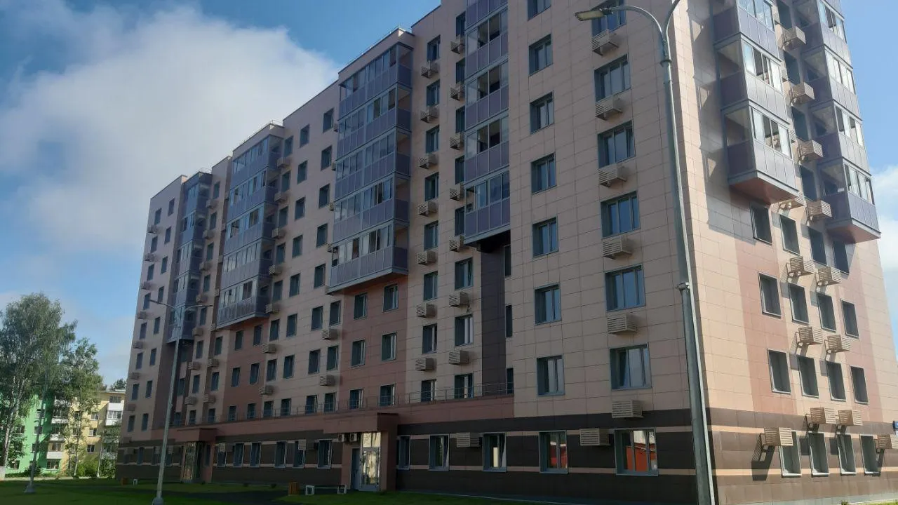 Почти двести человек переселили из аварийного жилья в Подмосковье за неделю