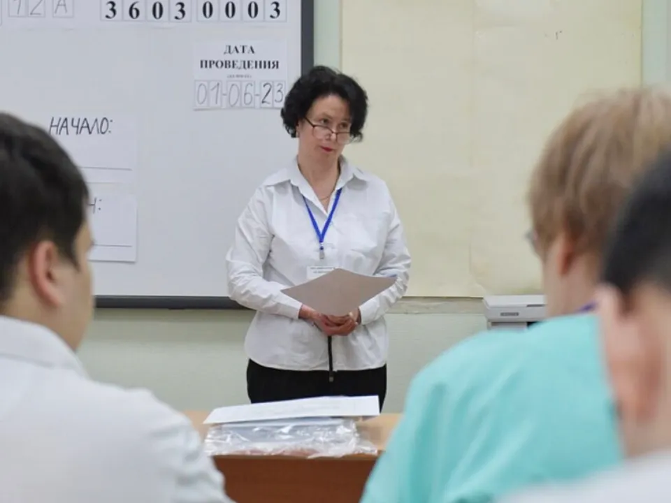 «Работал по 12 часов в день»: школьник рассказал, чего ему стоила «сотка» по информатике на ЕГЭ