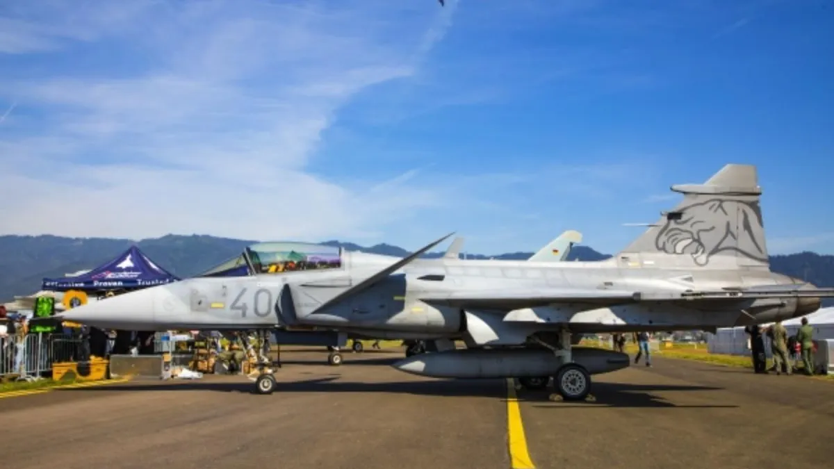 В Швеции будут учить украинцев летать на истребителях Jas 39 Gripen