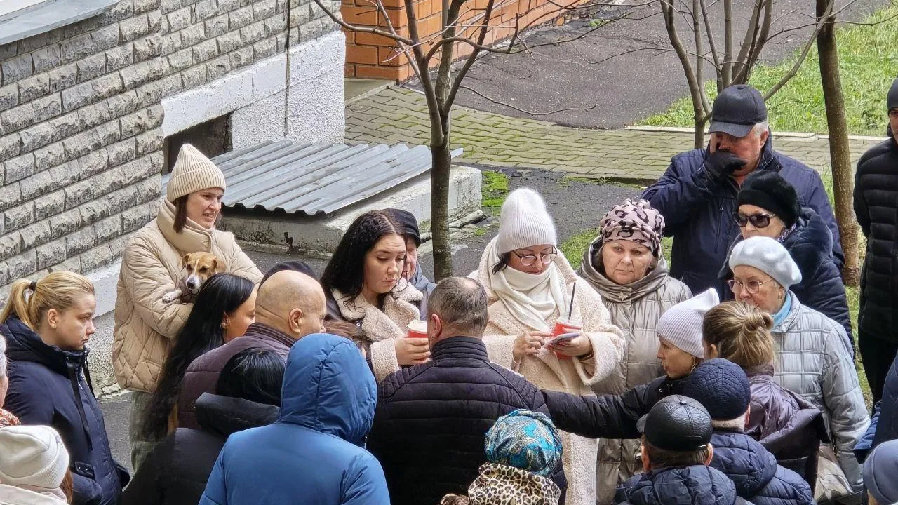 В Ивантеевке решили вопросы с горячей водой через прямые встречи с жителями