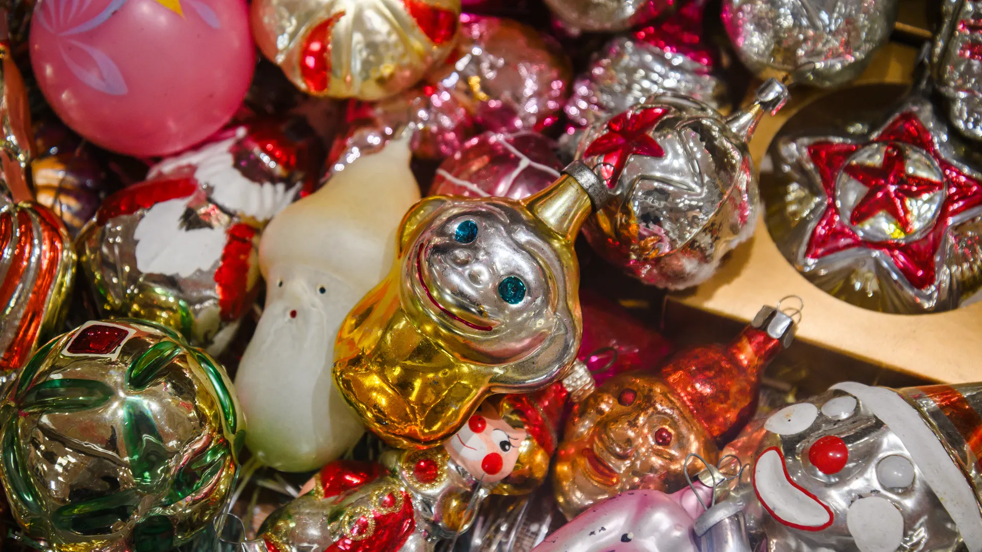 Елочные игрушки ручной работы фабрики «Иней» из Сергиево-Посадского округа