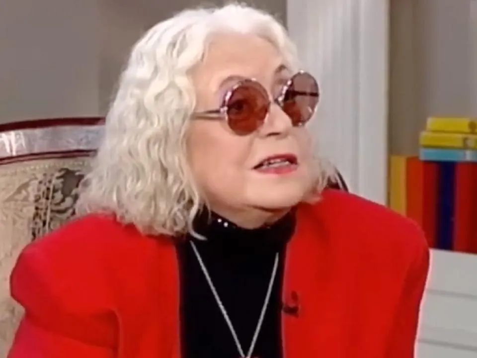 Народная артистка оказалась на операционном столе — что ждет Федосееву-Шукшину после экстренного вмешательства