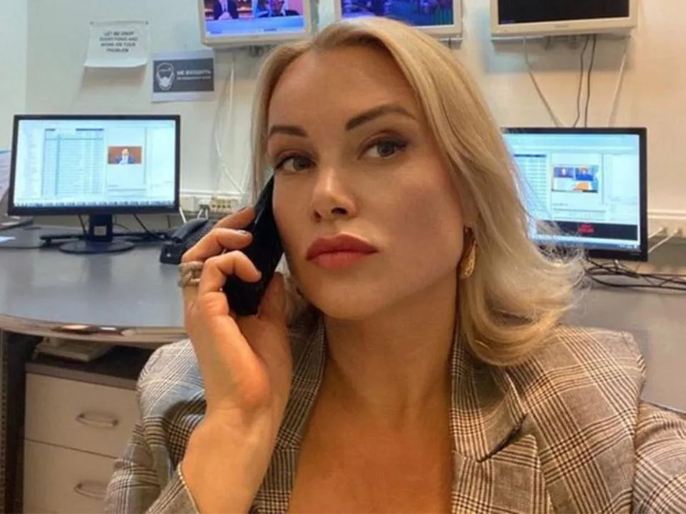 «Путь на Родину закрыт»: выяснилась дальнейшая судьба Овсянниковой, осужденной за фейки ВС РФ