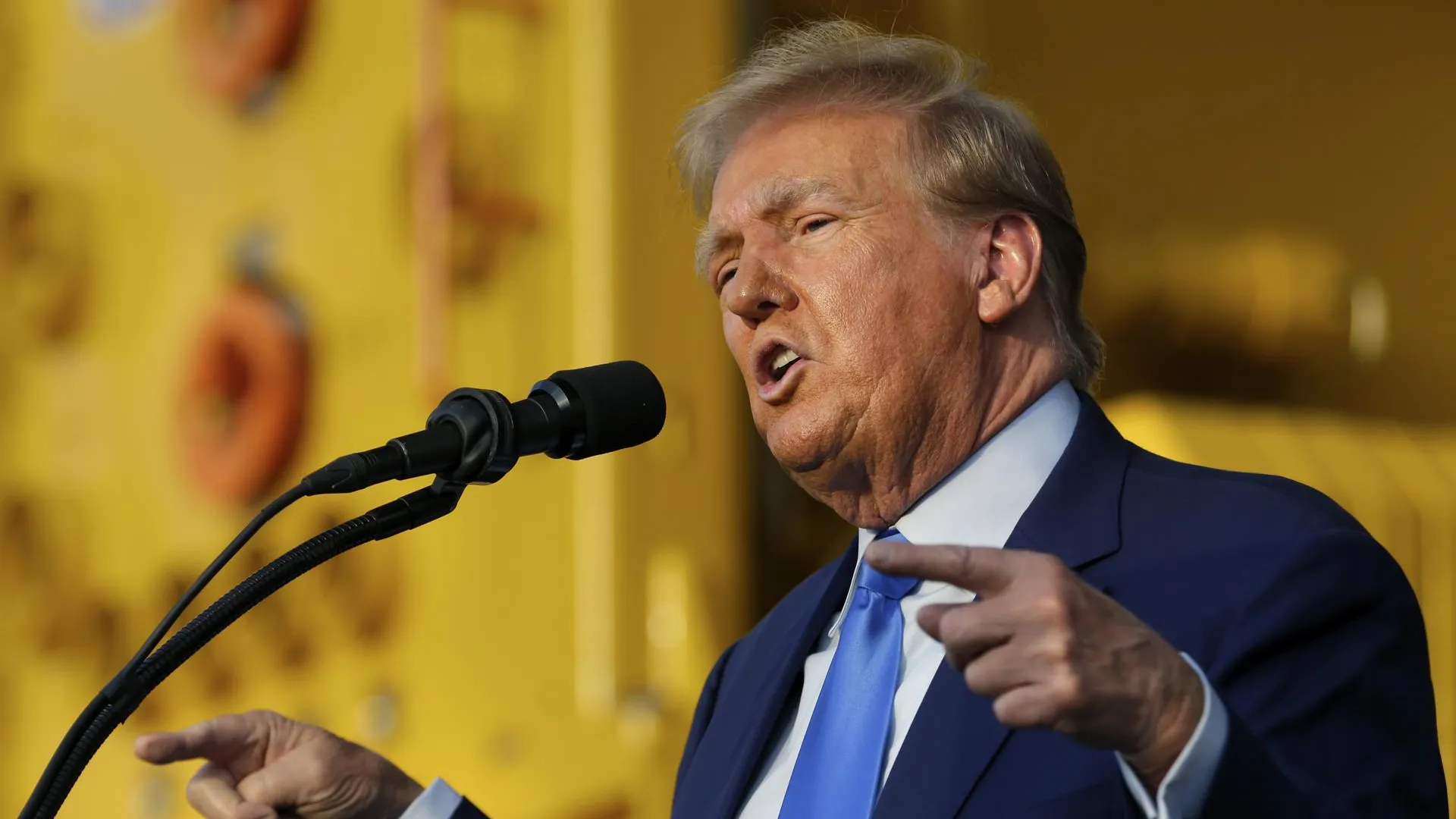 Трамп сравнил Джо Байдена с шестилетним ребенком