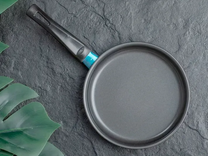 Тверчанки, избившие сковородкой и обокравшие подругу, могут сесть в тюрьму 