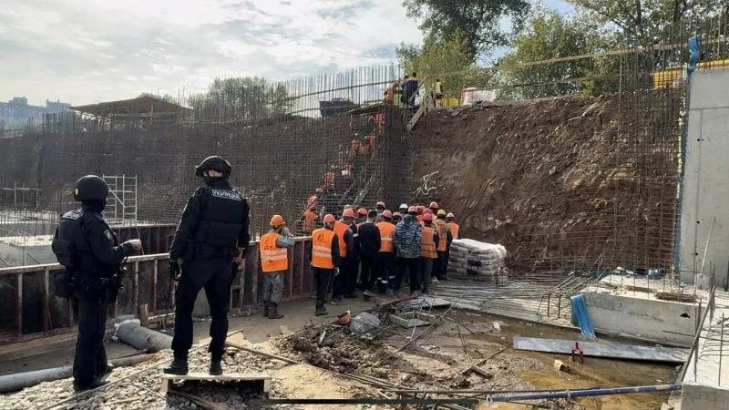 Подмосковные полицейские выявили сорок нелегально работающих мигрантов