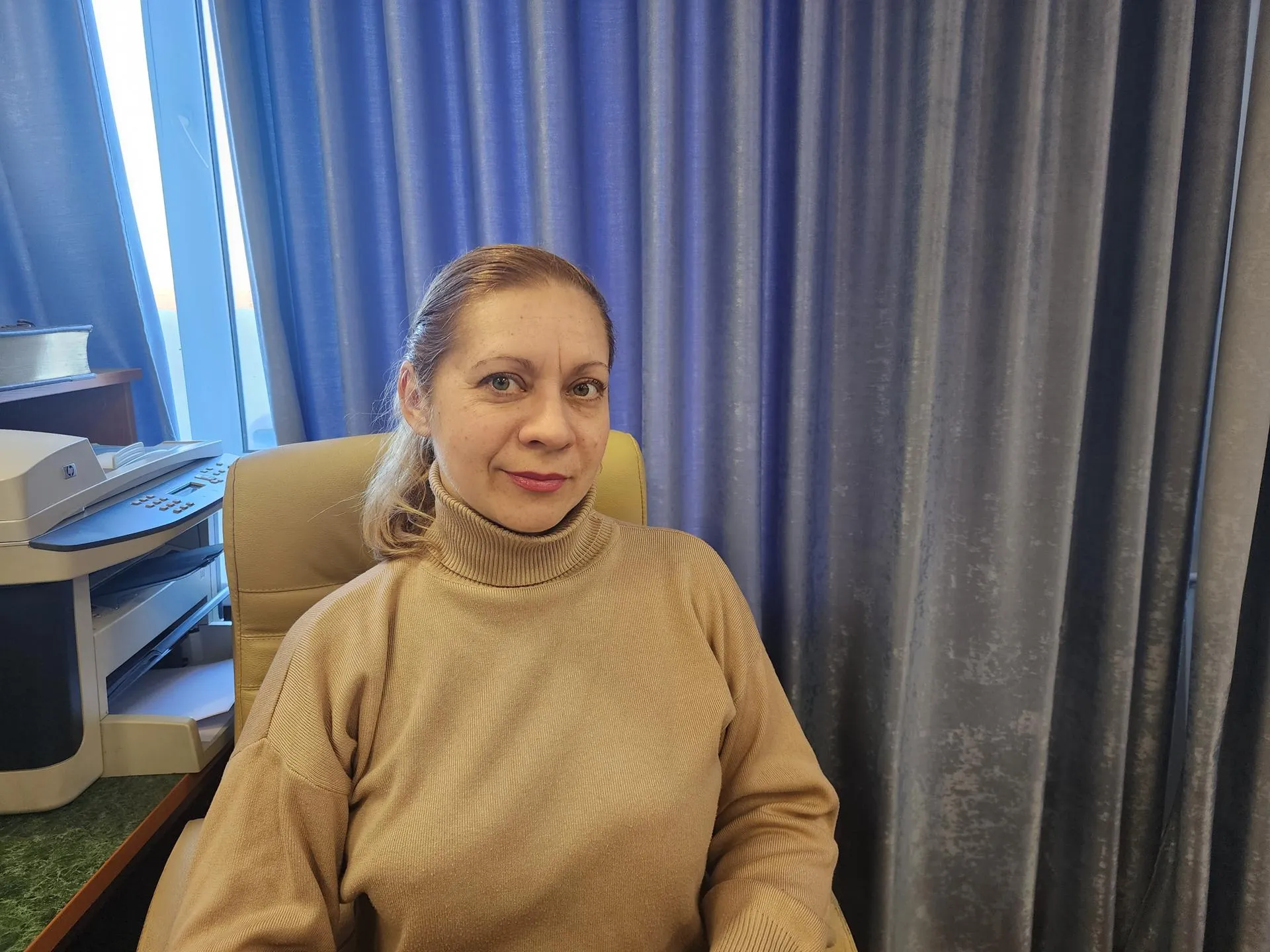 Экскурсовод библиотеки КСДЦ «Ершрвский» Светлана Евтушенко/фото: Хавива Фонина