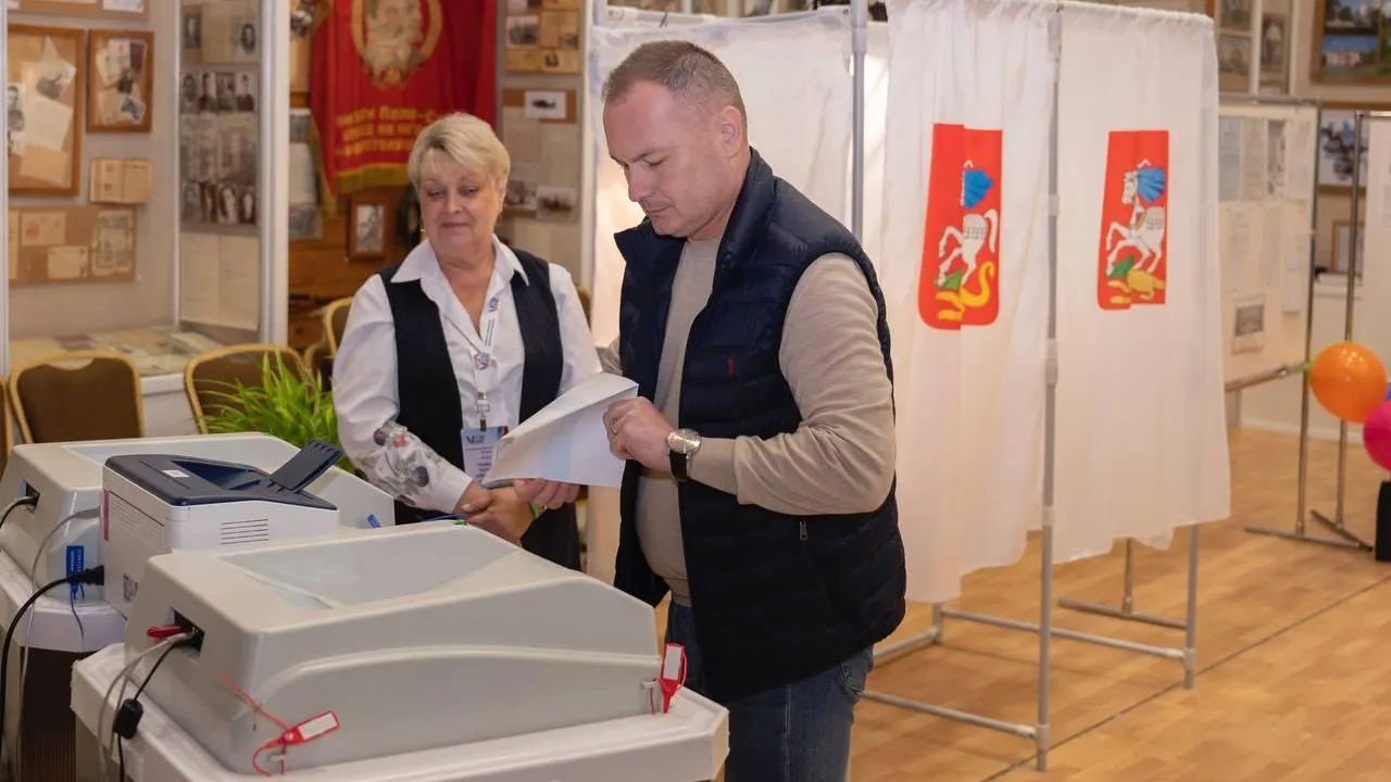 Глава Ленинского округа Алексей Спасский