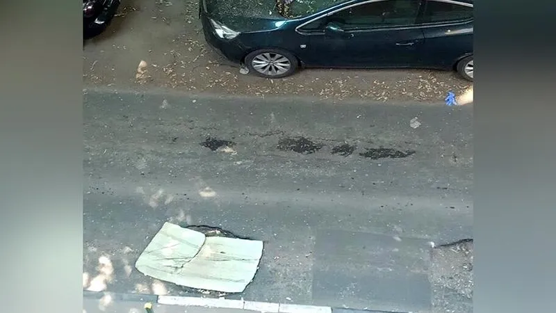 Знаменитый двор с заплаткой из матраса в Балашихе приведут в порядок