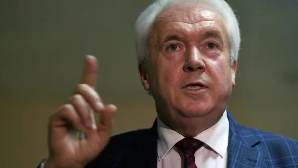 Олейник: с Порошенко и его последователями Донбасс и Украина будут гореть
