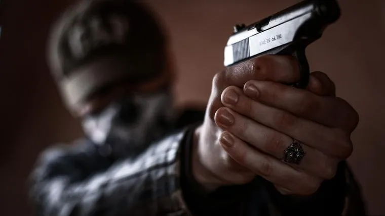 В Челябинске малолетние преступники ограбили магазин