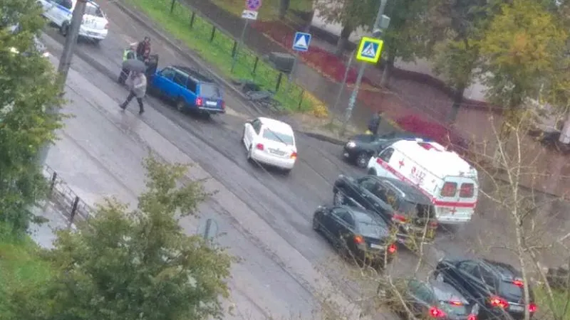 Очевидцы перекрыли дорогу водителю-беглецу, сбившему пешехода в Видном