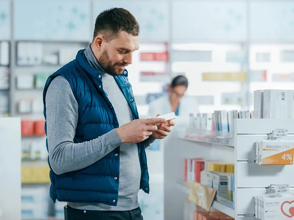 Мужчины из Подмосковья поставили под удар свою эрекцию и сердце — к чему приведет массовая закупка «Виагры» на 8 Марта