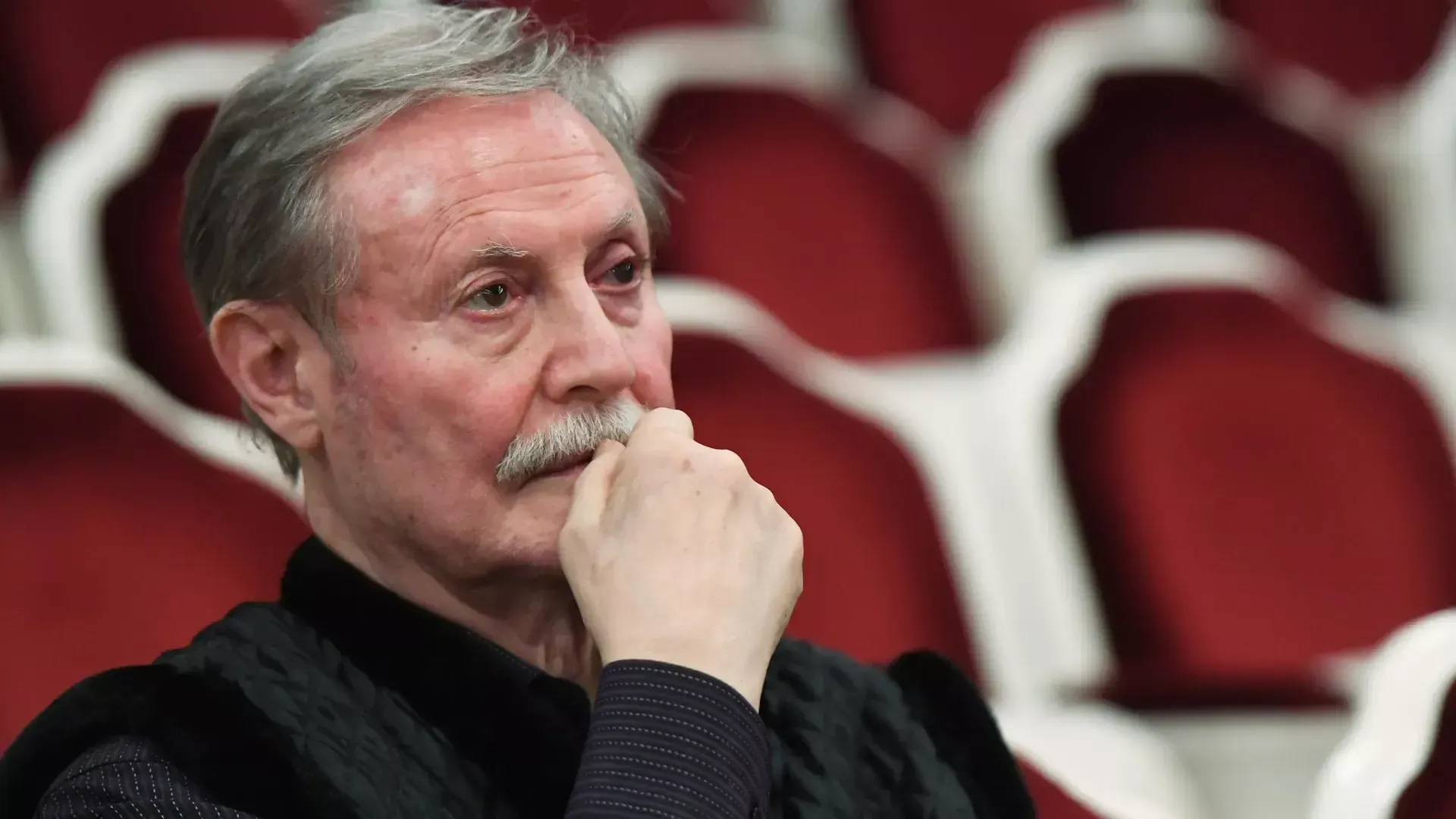 Директор Малого театра рассказала о шансах Соломина вернуться к нормальной жизни