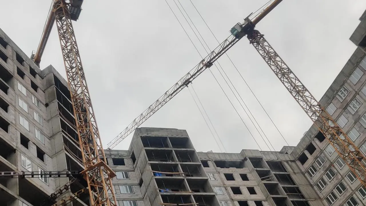 В подмосковном Красноармейске строят дом для переселенцев из ветхого жилья