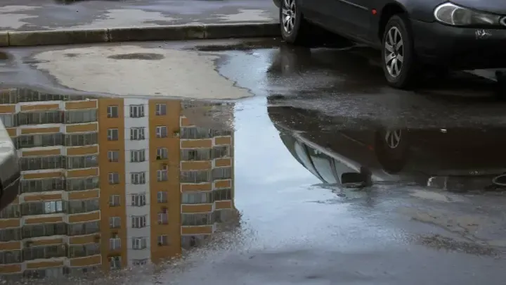«Слезы Кассандры»: Москва из-за мощного ливня рискует уйти под воду к утру понедельника
