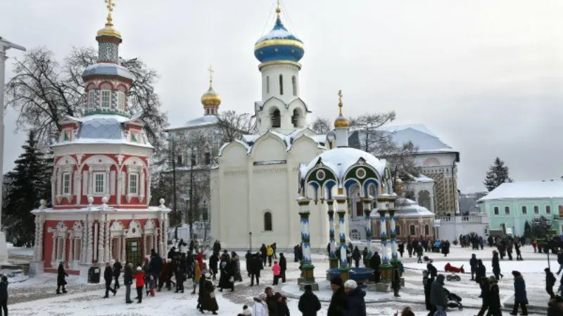 Сергиев Посад стал популярнейшим туристическим городом Подмосковья в праздники