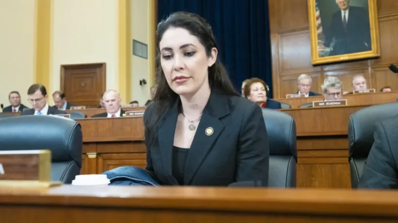 Mattie Neretin — CNP/Consolidated News Photos