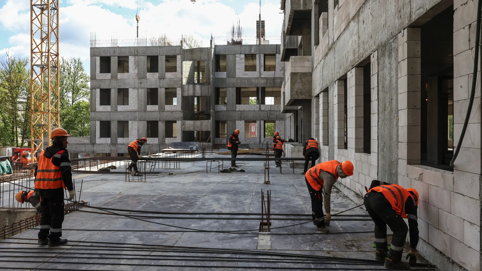 В Королеве продолжается строительство самой большой поликлиники в Подмосковье