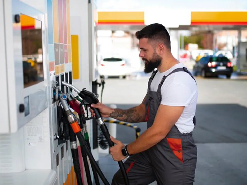 «Идеальный шторм»: выяснилось, что случится с ценами на автомобильное топливо