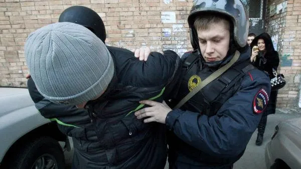 Грабителя, орудующего на улицах Жуковского, задержали сотрудники полиции