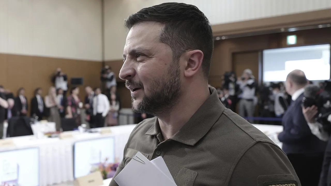 Горькая пилюля: выяснилось, почему Зеленский разочаровался в западных спонсорах