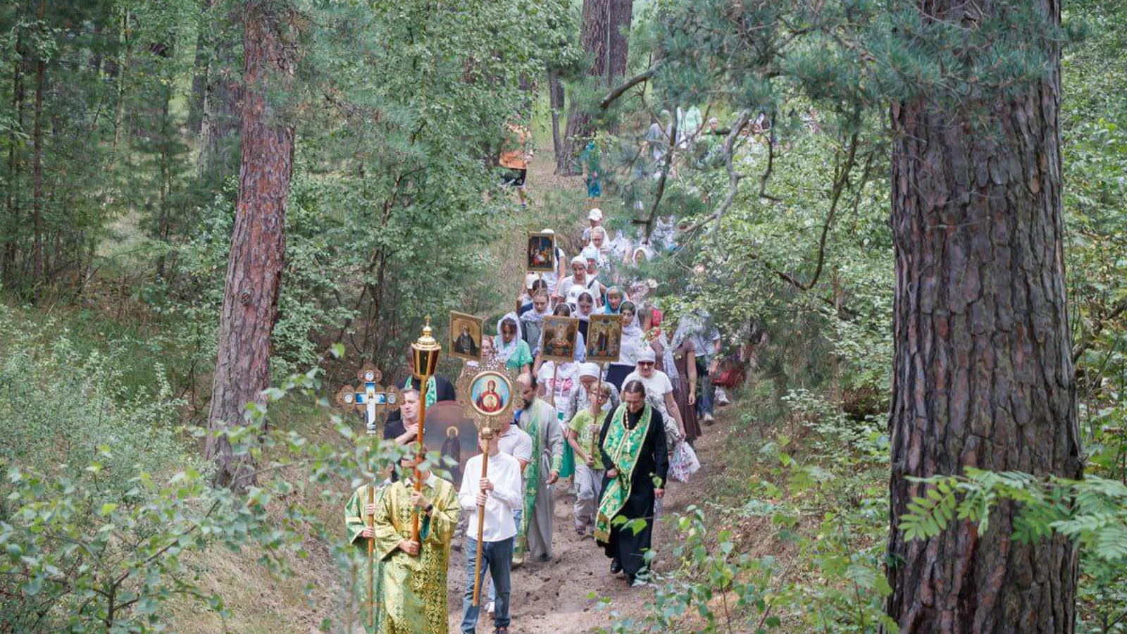 Фото: Тихвинский храм г. Ступино