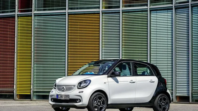 Автомобили Smart нового поколения начали продавать в России с 1 июня