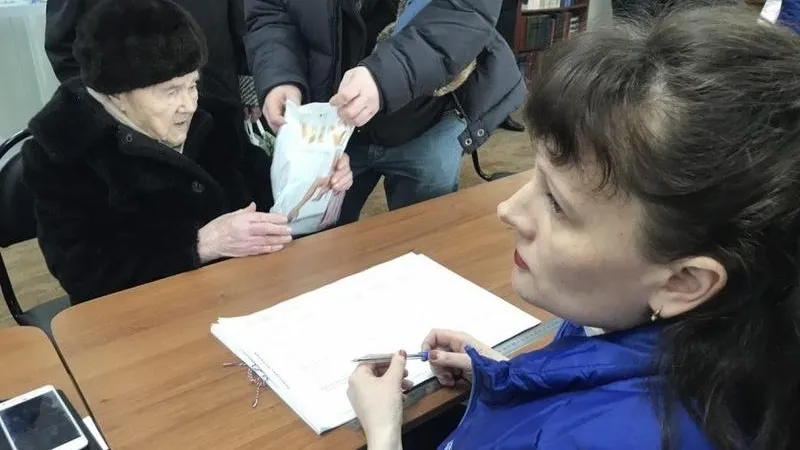 На выборах проголосовала 103-летняя жительница Щелкова