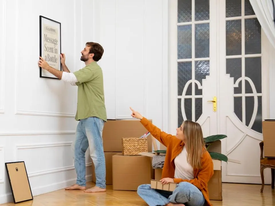 Благовония, цветы, пуфики: найдены семь простых способов сделать дом более комфортным