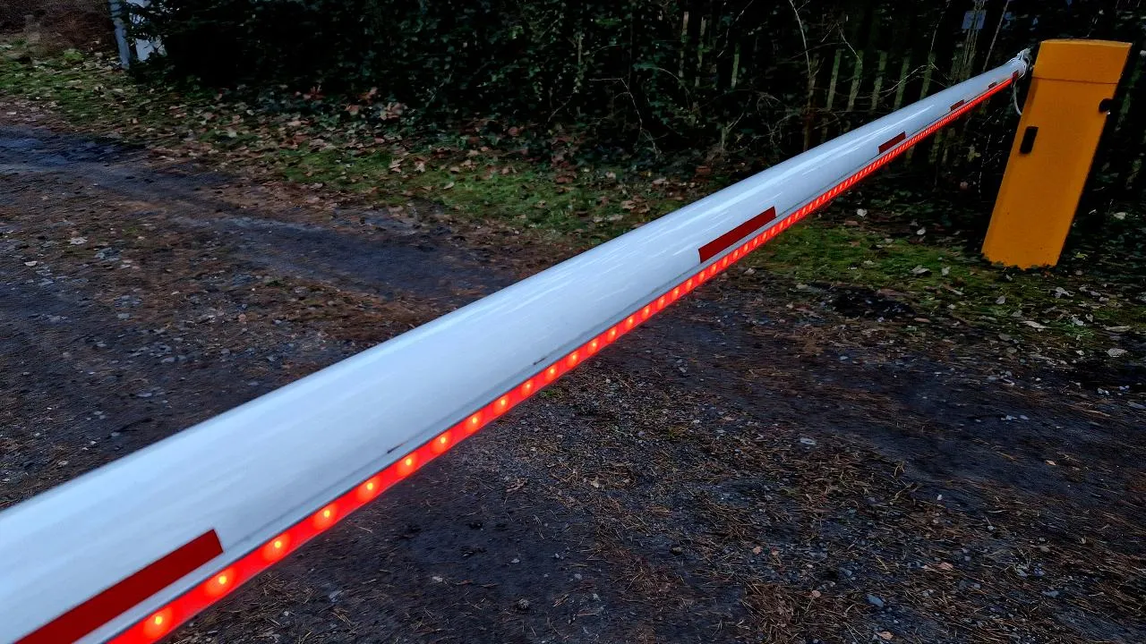 istockphoto.com/beekeepx