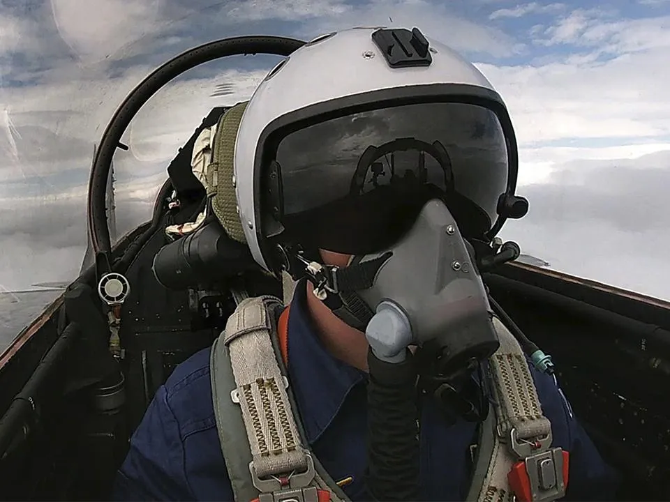 «Заставили их бояться»: боец СВО раскрыл, почему «азовцы» сдали Мариуполь