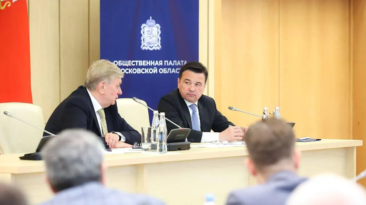 Воробьев: в Подмосковье еженедельно отслеживают обращения граждан на «Доброделе»