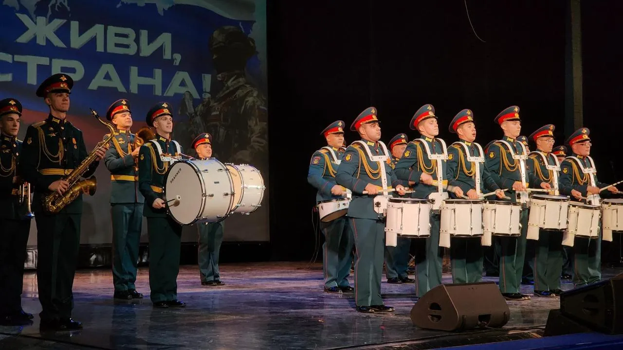 REGIONS/Кристина Ларина