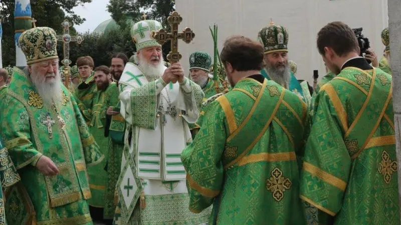 Особое имя, особая жизнь. Патриарх Кирилл поздравил с днем обретения мощей Сергия Радонежского