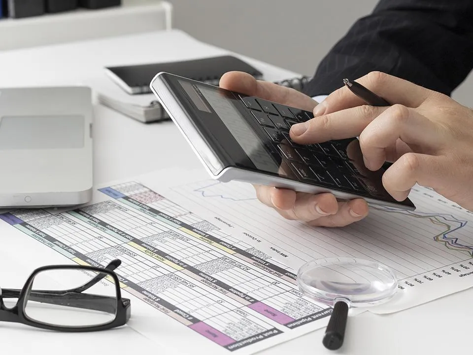 «Часть доходов уйдет в тень»: выяснилось, какую злую шутку с бюджетом сыграет повышение НДФЛ до 30%