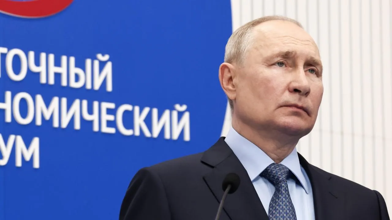 Путин: в Африке не забудут, как Запад возил их людей в клетках