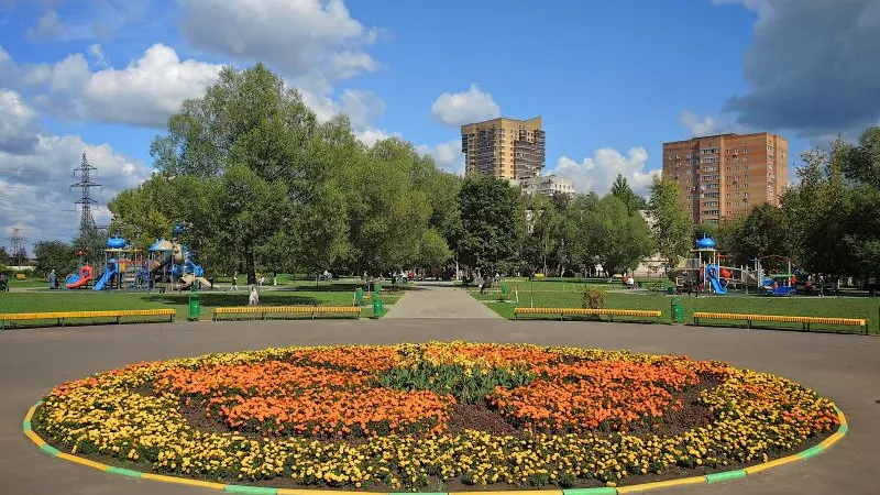 Жители Реутова выберут концепцию развития сквера за ДК «Мир»