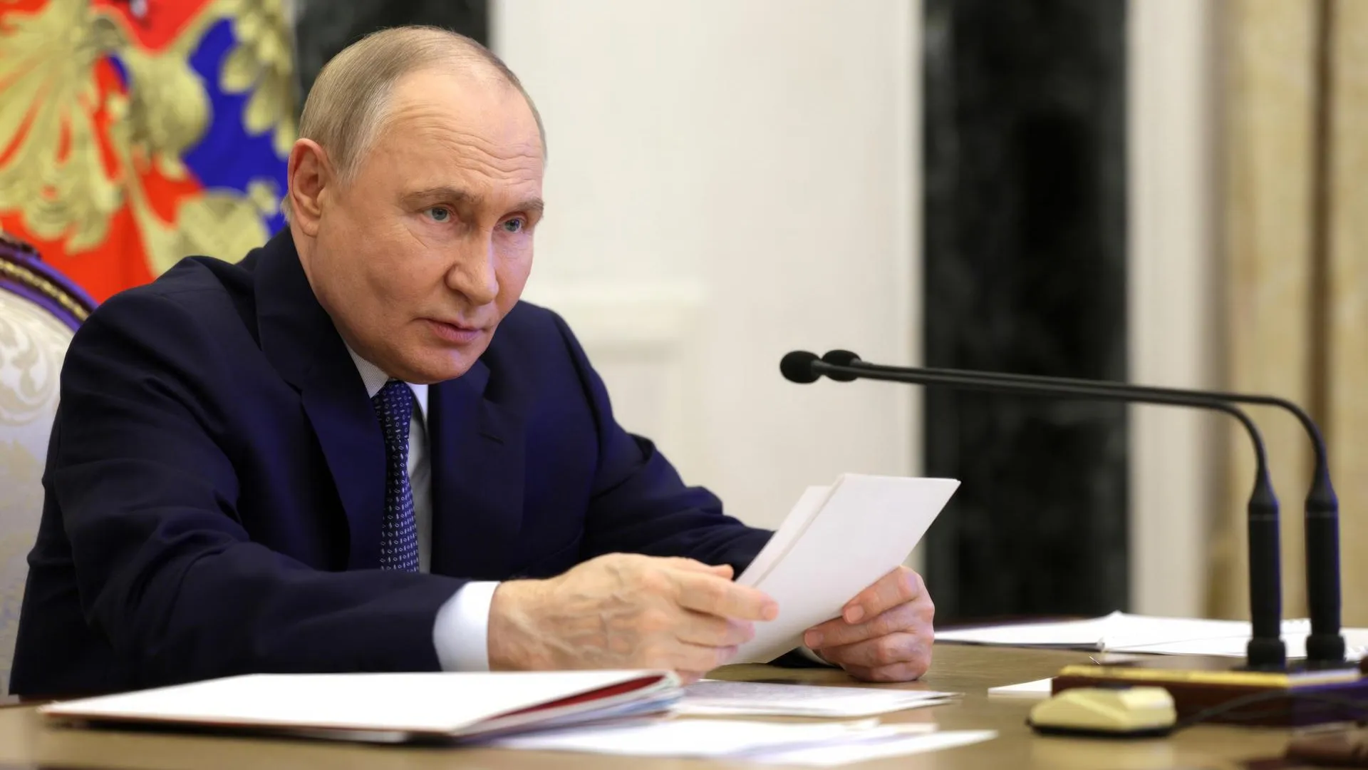 Vyacheslav Prokofyev/Kremlin Poo