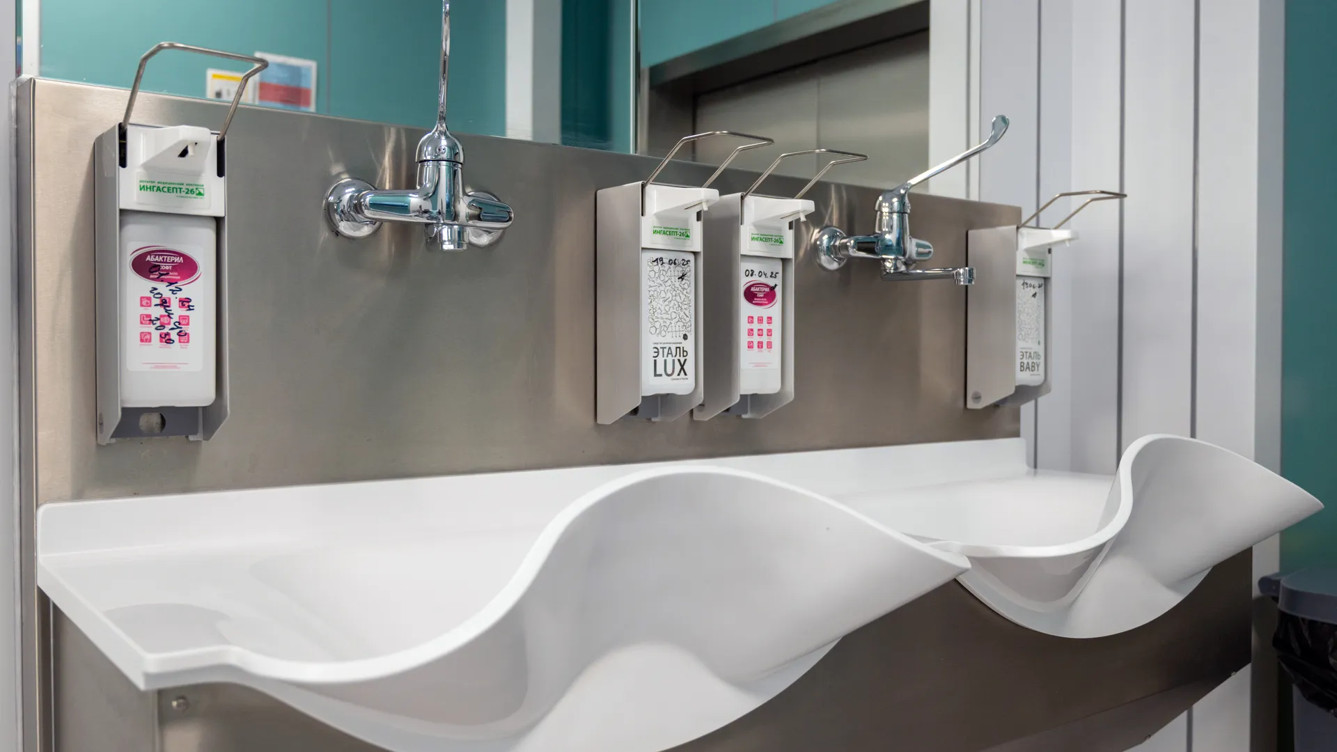 Россиянам разрешили платить за воду в обход посредников: как отдавать меньше