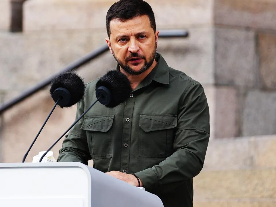 «Националисты поднимут на вилы Зеленского»: президент Украины оказался в тупике