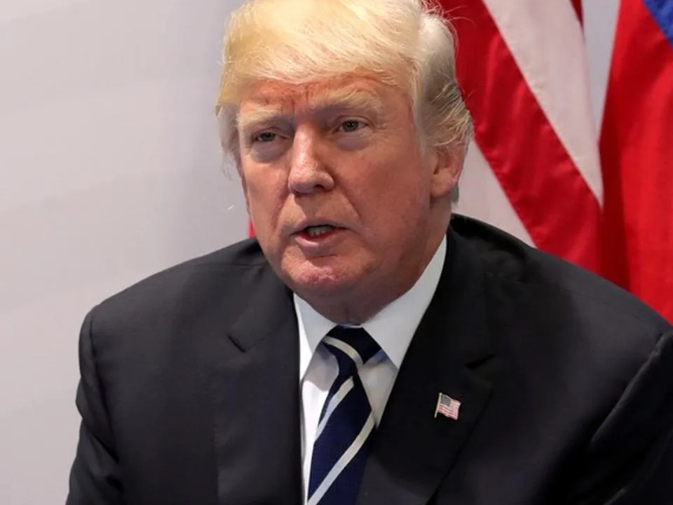 «Подливание бензина в костер»: Трамп анонсировал поставки боеприпасов Украине