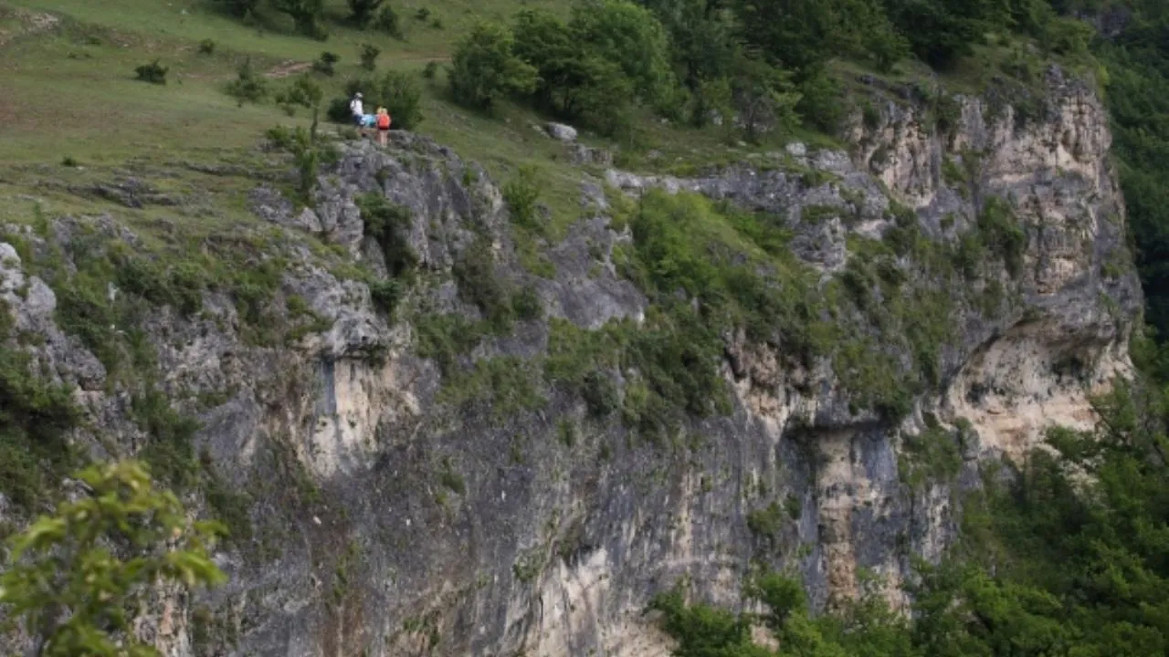 Одиннадцатилетняя девочка потерялась в горах под Краснодаром