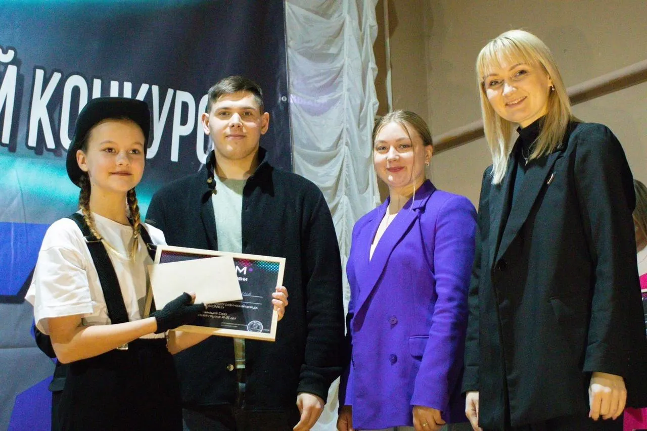 Фото: Здание д. Гололобово МБУ ДК им. В. Н. Леонова